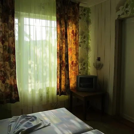 Guest house New Worker - Wo Za Diman 2*